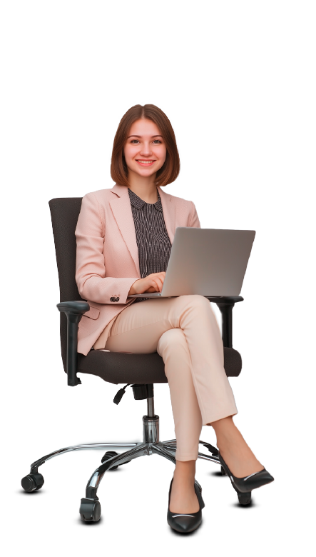 junge Frau mit Laptop am Schoß in einem Bürostuhl