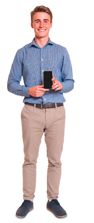 junger Mann in blauem Hemd mit einem Handy in der Hand